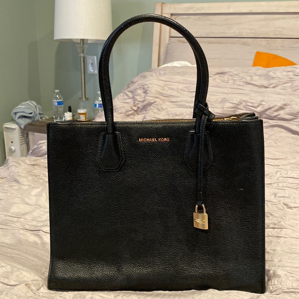 Michael Kors Authentic Purse - image 1